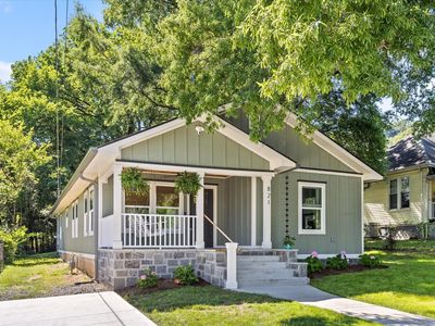 821 Spears Ave