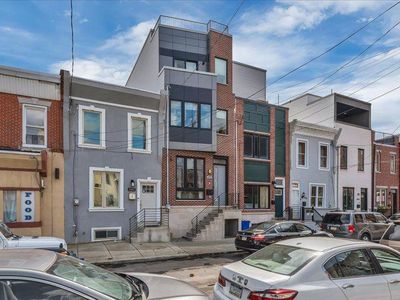 2404 Federal St