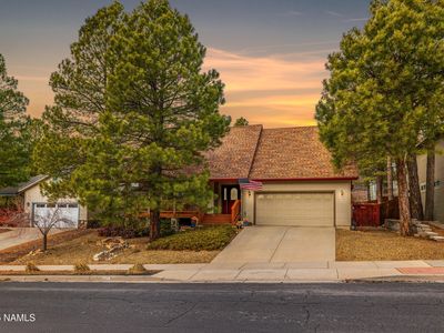 630 W Cattle Drive Trl