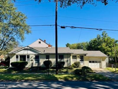 Property at 2061 Berdan Ave, Toledo, OH