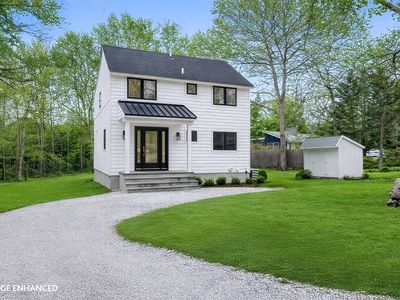 38 Milina Dr