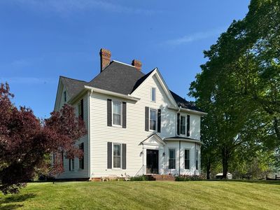 Property at 17749 Main St, Buchanan, VA