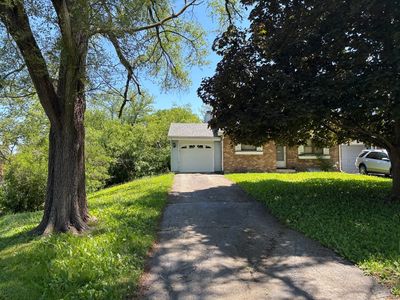 7S427 Olympia Ct