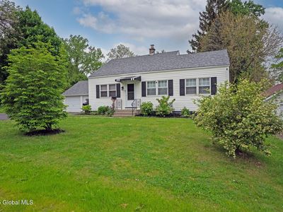 10 Virginia Boulevard