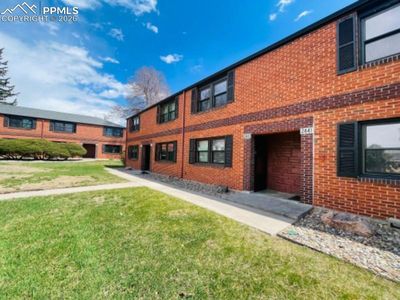 2443 Paseo Rd
