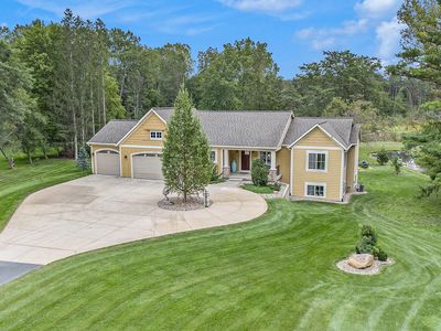 6092 Thornapple River Dr SE