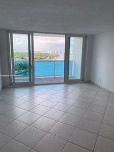 6770 Indian Creek Dr APT 14K