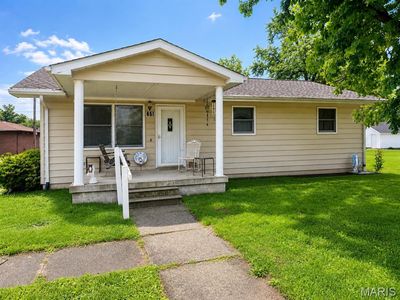 651 Dora St