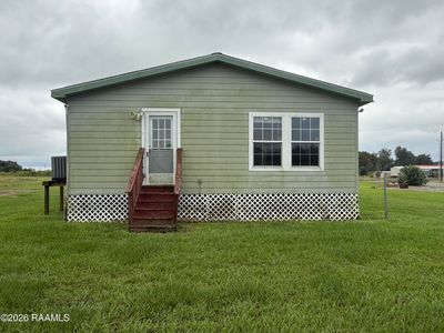 1300 L Dubois Rd