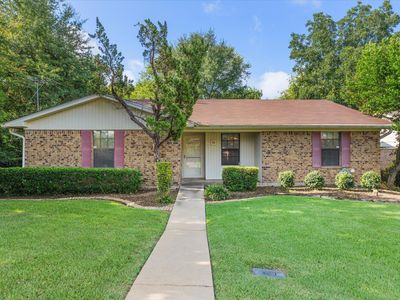 36 Marguerite Dr
