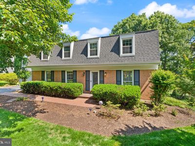 2037 Durand Dr