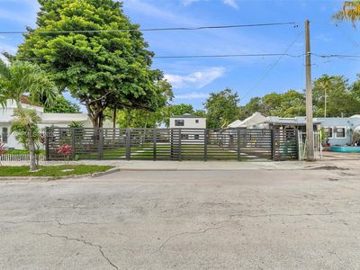 411 NW 59th St