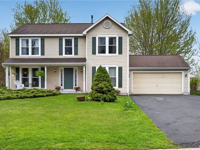 55 Chaucer Cir