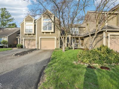 4720 Stoughton Ct