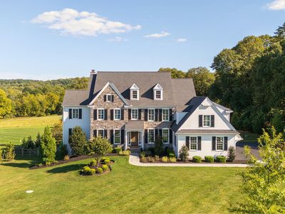 24 New Whitehorse Way