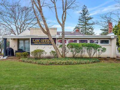 1048 Old Country Road