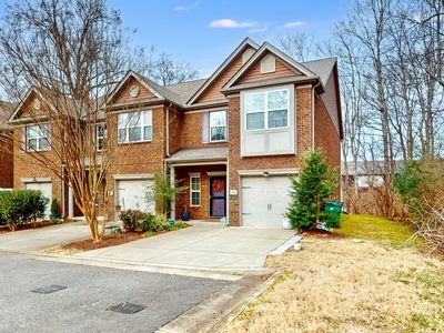 1367 Crown Point Pl