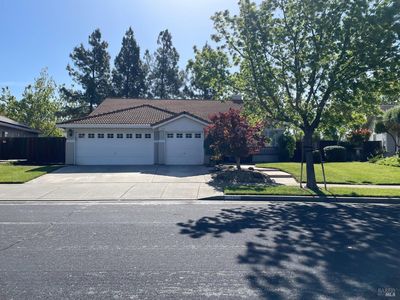 1443 Fullerton Drive