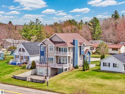 2121 Sunnyside Dr