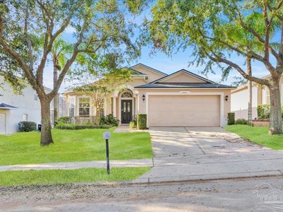 923 Henley Cir