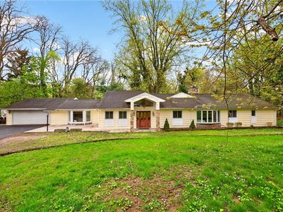 4278 East Ave