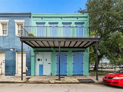 2119 Decatur St