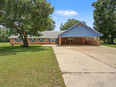 351 George West Ln