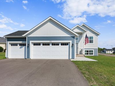 4706 8th Street Loop NE