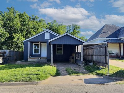 Property at 330 E Thompson St, Jacksboro, TX