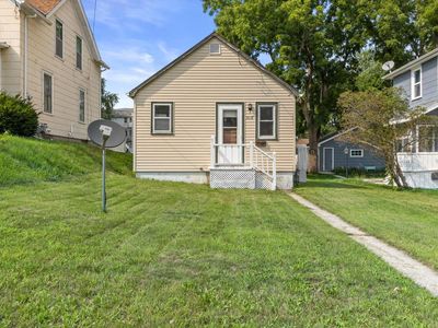 518 E Loos STREET