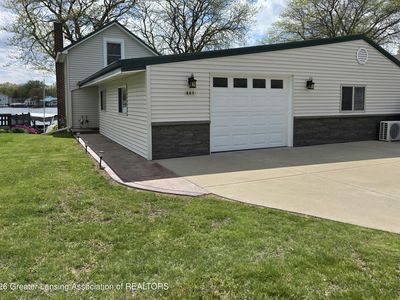 541 Napoleon Rd
