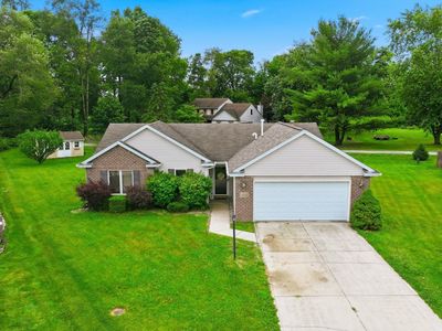 4223 Three Oaks Dr