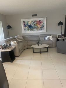10359 S Circle Lake Dr APT 101