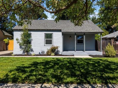2243 Fernley Ave