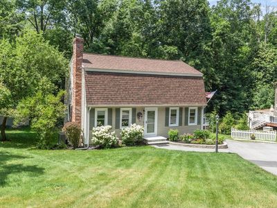 6 Abbot St