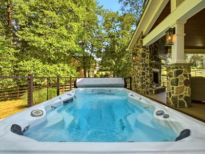 335 Ridley Creek Ln