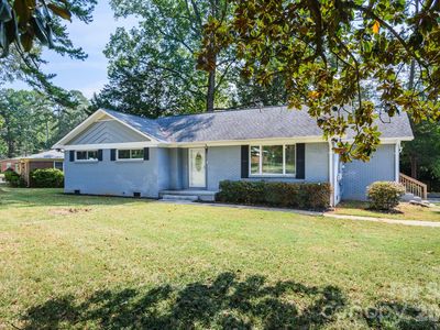 6414 Elmwood Cir