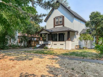 415 Van Buren St