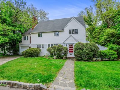 27 Ridge Drive E