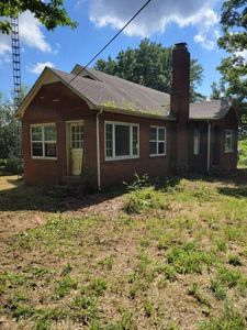 93 Clayton Dr
