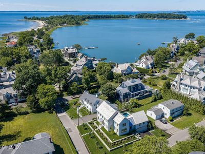 25 Cove Rd