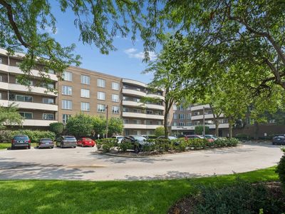 7201 N Lincoln Ave APT 203