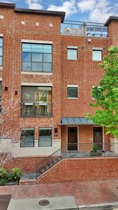 2420 Hugo St APT 3