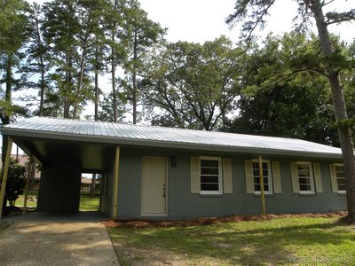 Property at 135 Dixie Dr, Ozark, AL