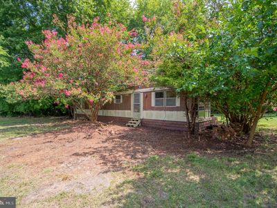 26635 Linwood Dr