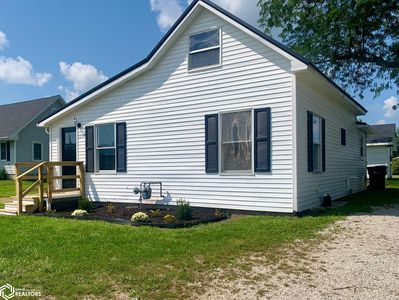 2115 Racine Ave