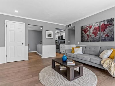 151 Del Verde Cir APT 2