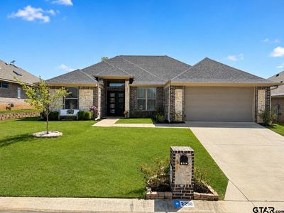 2213 Rana Park