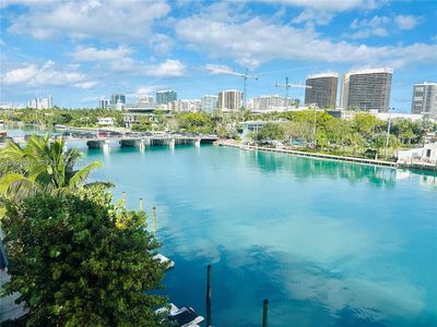 9501 E Bay Harbor Dr APT 5B