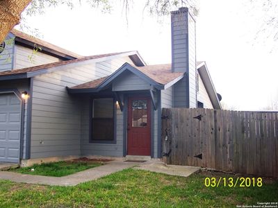 6724 Hickory Springs